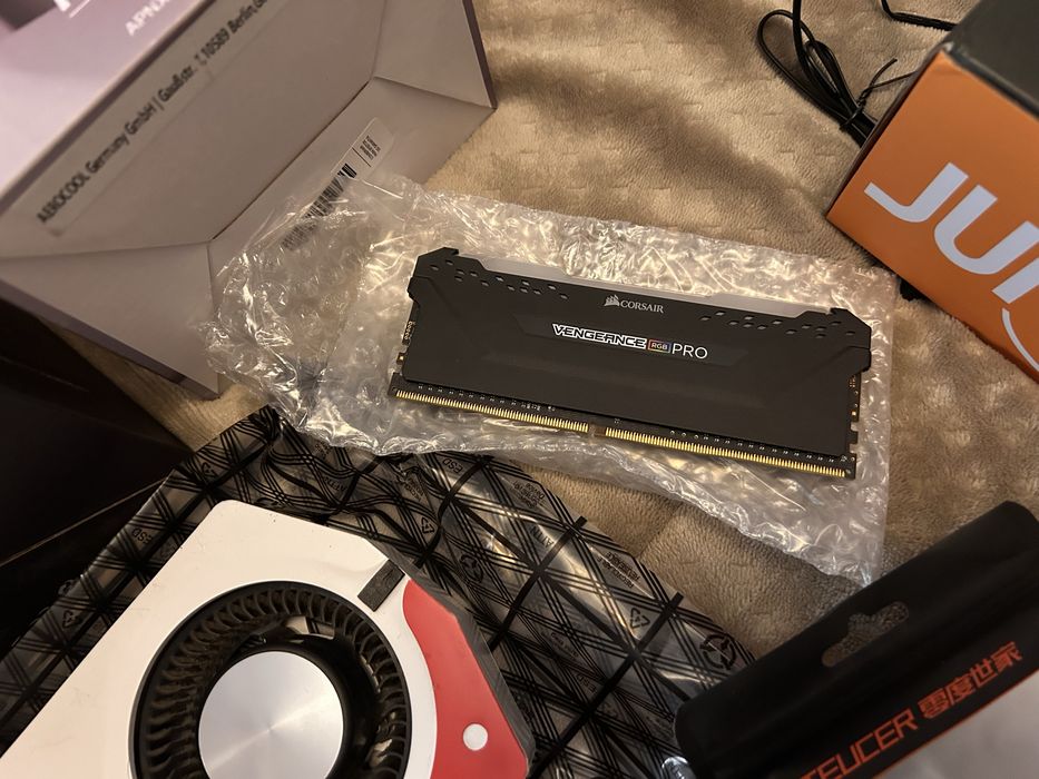 PC Gaming Components447391711406346242