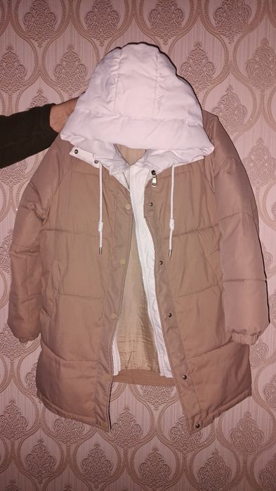 Продам зимову курточку!