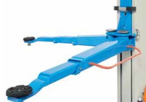 Monta-cargas de colunas, electromecânico para veículos. AP28