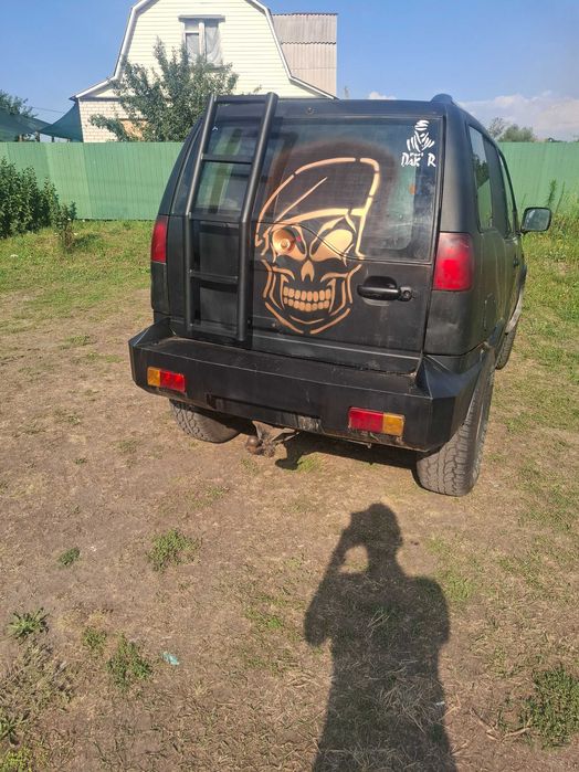 Продаю Ніссан Тірано2