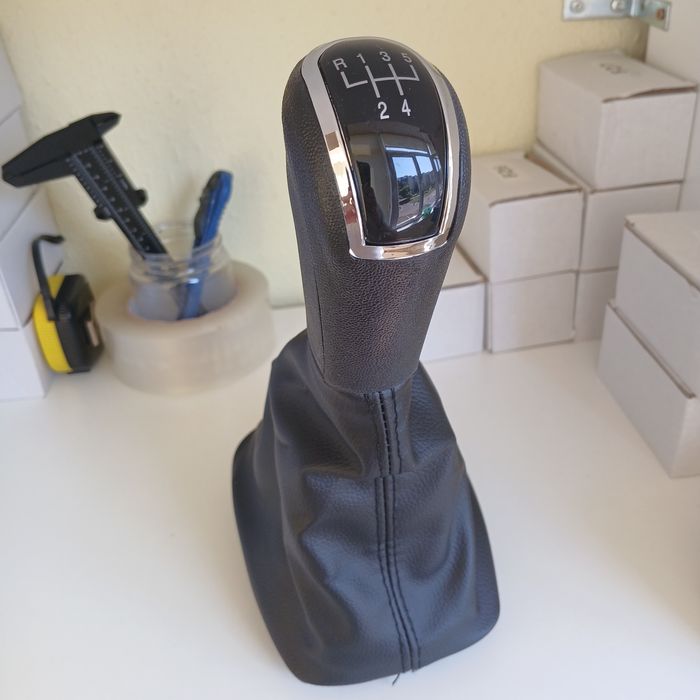 Skoda Fabia  1,2 ручка кпп