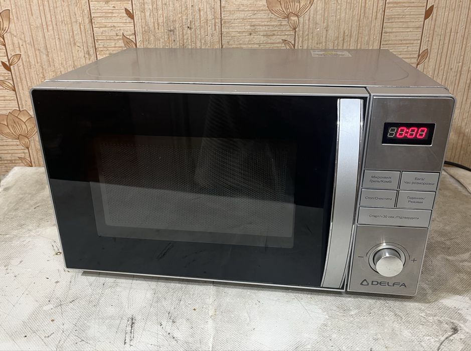 Delfa AMW-20DGI Мікрохвильова піч 20л 700Вт Гриль