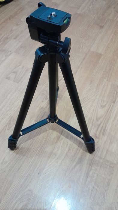 Statyw fotograficzny 144cm WT3130