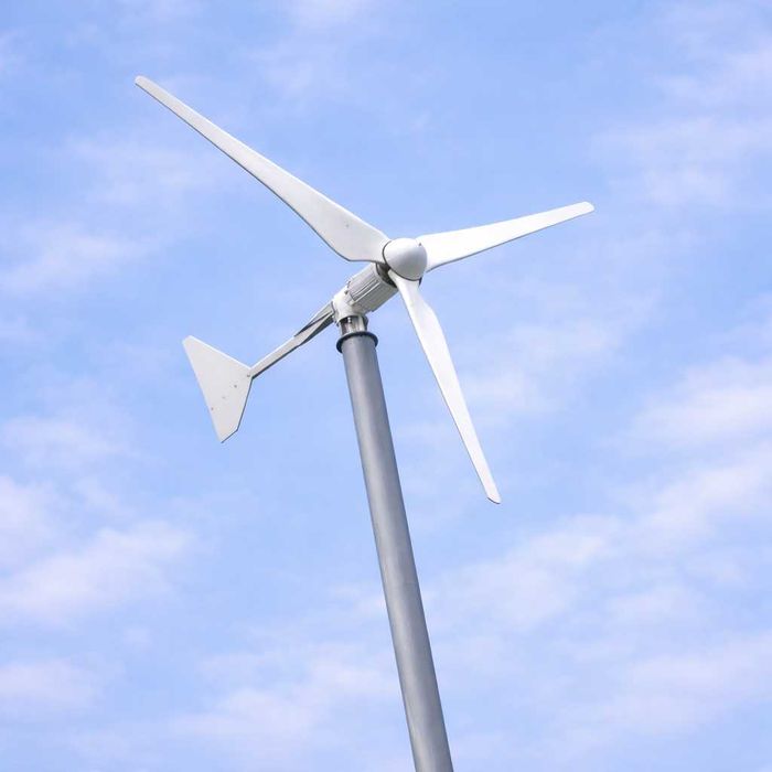 Zestaw turbiny wiatrowej 2 kW 380V – FT-2000L2 + kontroler FKJ-GT-2KW