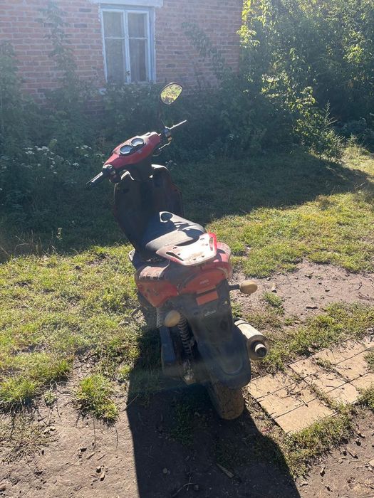 Продам скутер Viper 50