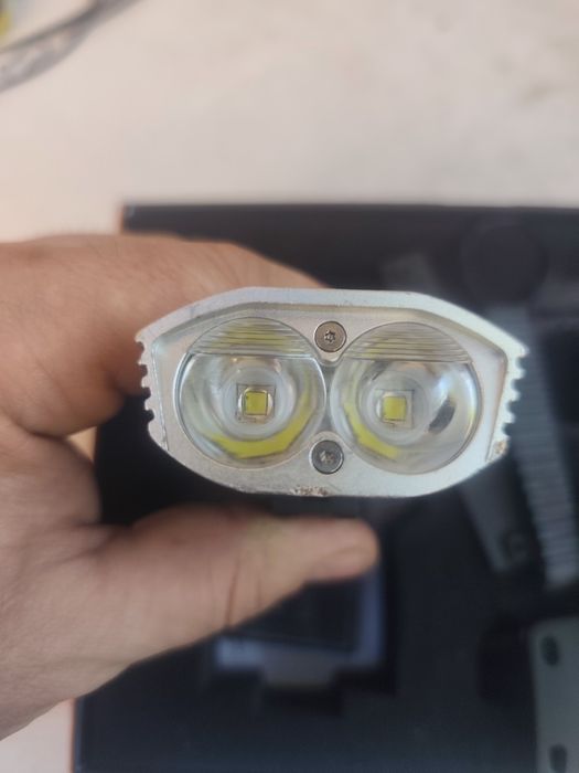 Продам Fenix bc30v2
