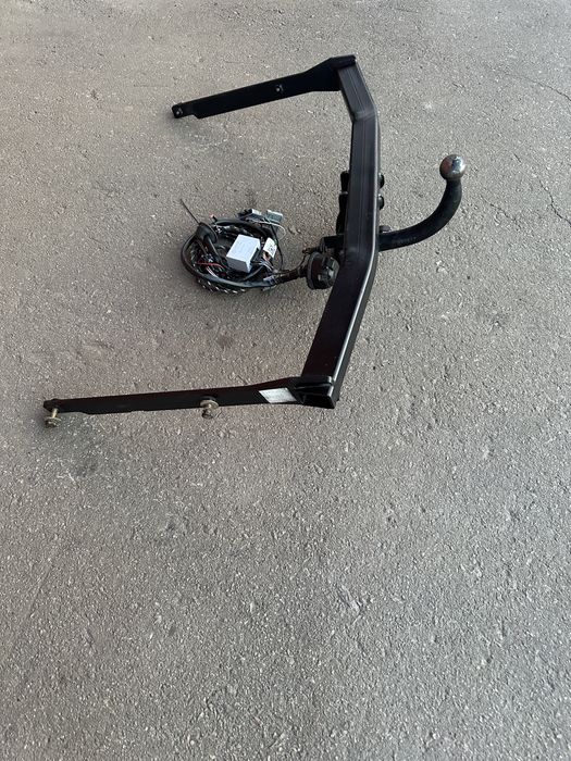 Фаркоп форкоп форд ц-макс ford C-max 2003/2010 рік оригінал