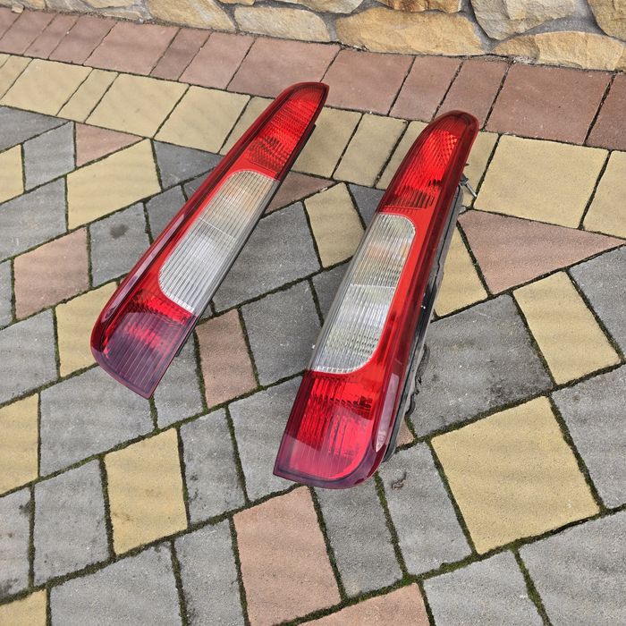 Задні ліхтарі стопи Ford C-Max