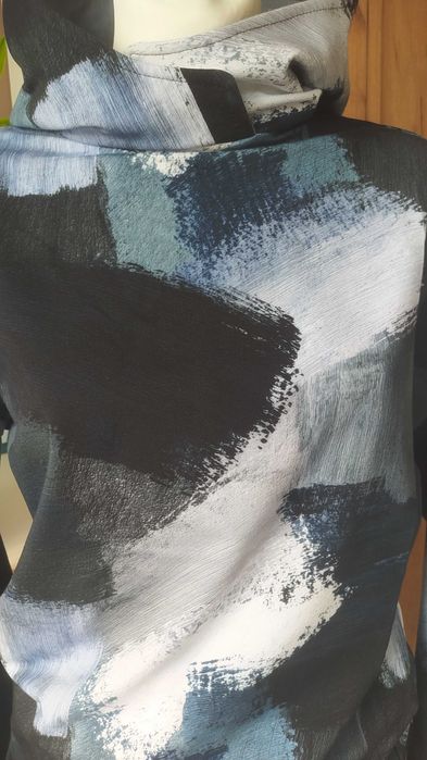 Bluza damska z kapturem