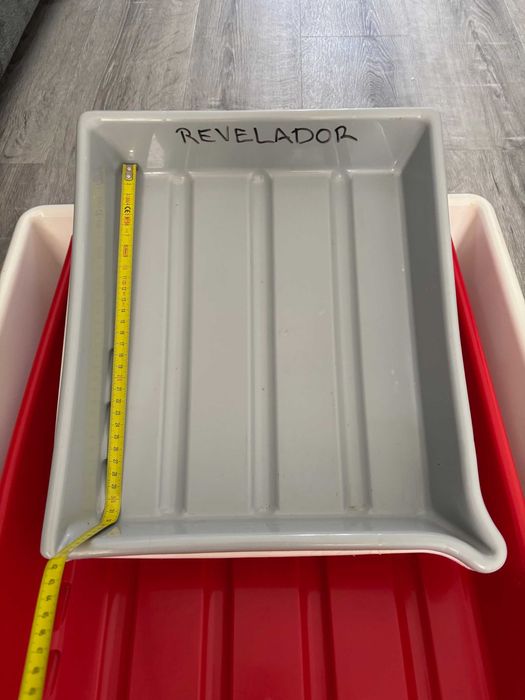 Estúdio de fotografia analógica e máquina Nikon F80