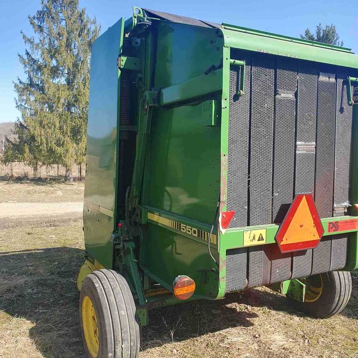 продам рулонний прес підбирач джон дир 550