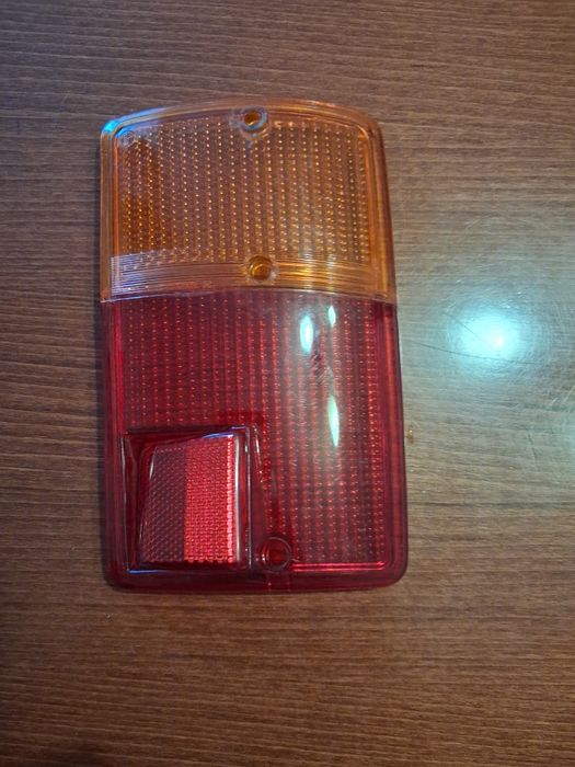 Klosz lampy tylnej prawy