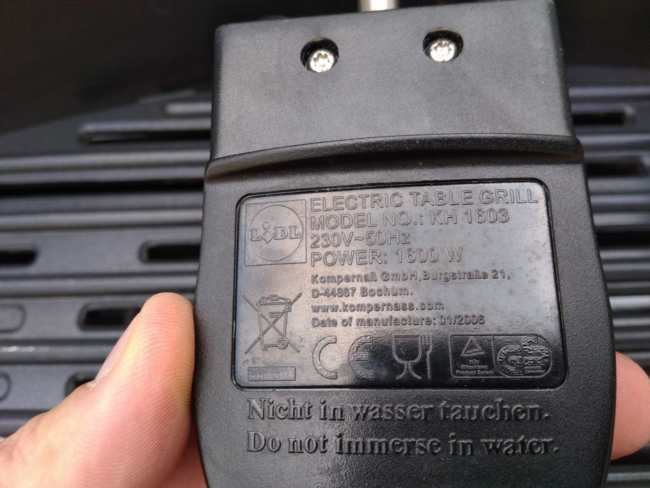 Grelhador de mesa Bifinett 1600w _ Novo