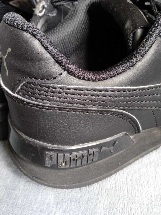 czarne buty puma