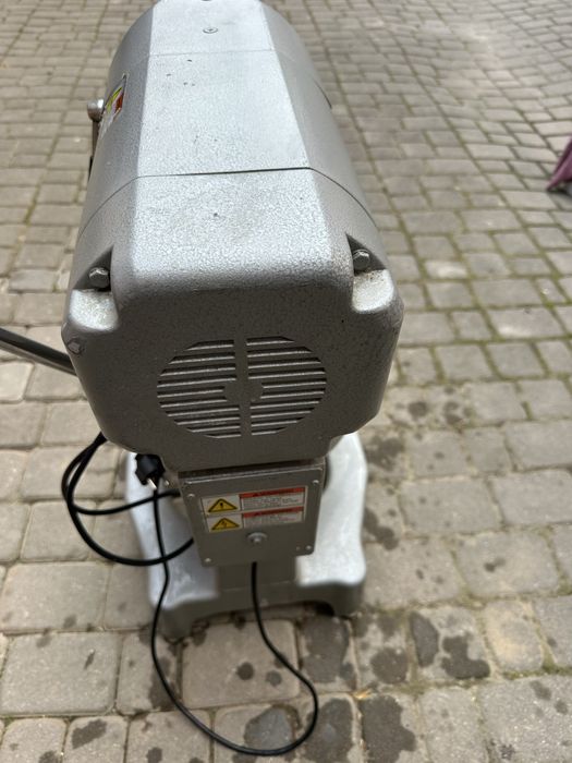 Планетарний міксер Mineapolis pluton 20