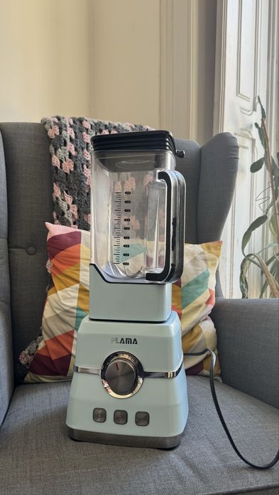 Flama Pro Inox 2000W - Liquidificador