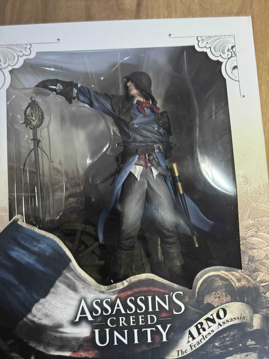 Figurki Kolekcjonerskie Assassins Creed UNITY ARNO i ELISE(Zapakowane)