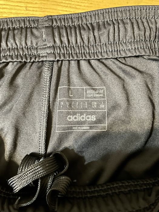 Футбольні шорти Adidas / адідас