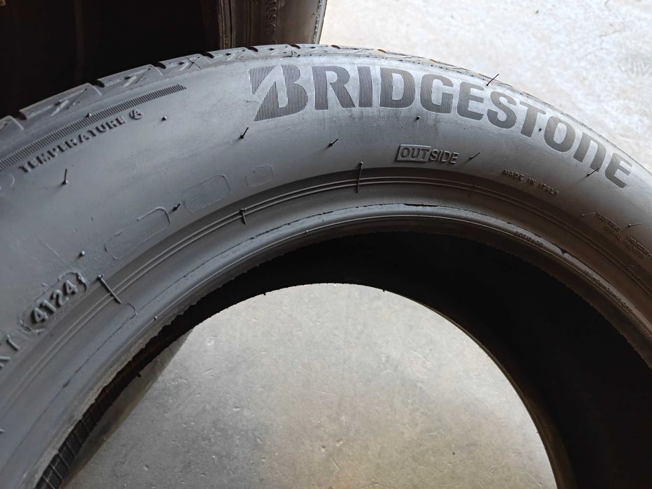 R18 235 55 шини літні 24р Bridgestone Turanza T005 гарний стан