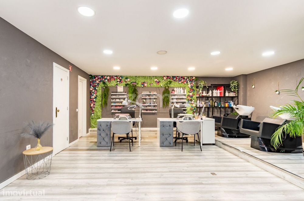 Turnkey Beauty and Aesthetics Salon for Sale | Porto