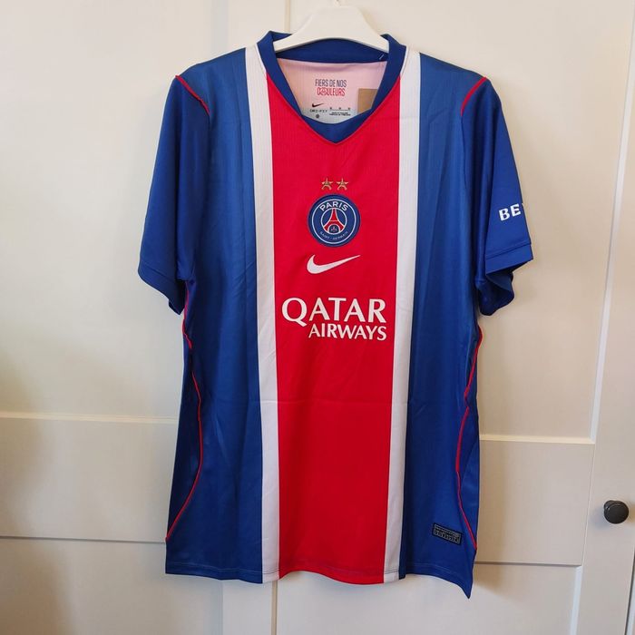 Camisola T shirt PSG Kvaratskhelia