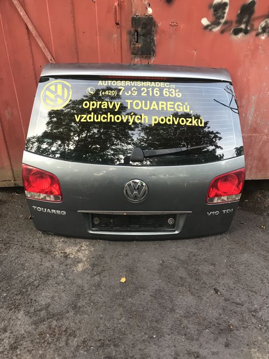 Задня кляпа ляда кришка багажника WV Touareg 1 Туарег