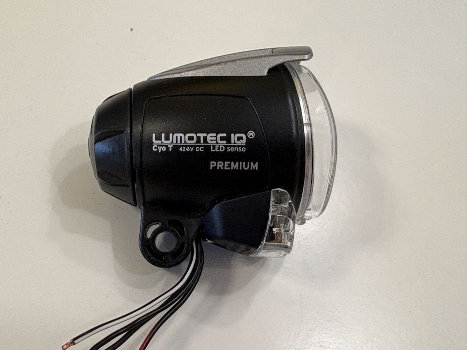 Lampa rowerowa Busch&Muller IQ Cyo Premium 80 Lux 6V DC