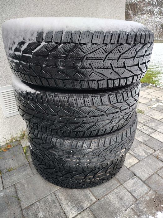 4x Kormoran Snow 215/60R17 215/60 R17 96H opony zimowe