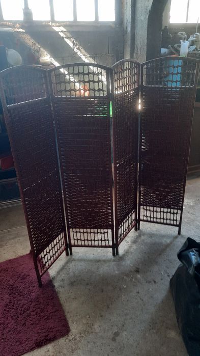 Cortina Móvel, separador de ambientes. Biombo.em madeira