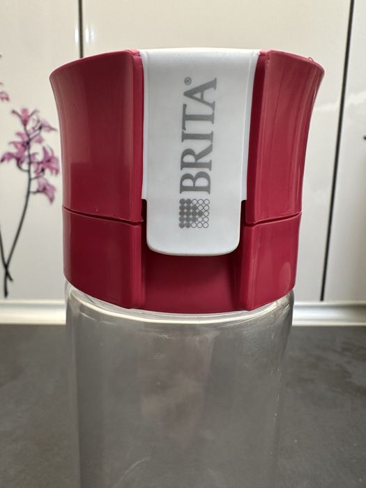 Zestaw B15: kubek termiczny Tefal + butelka filtrujaca wodę Brita