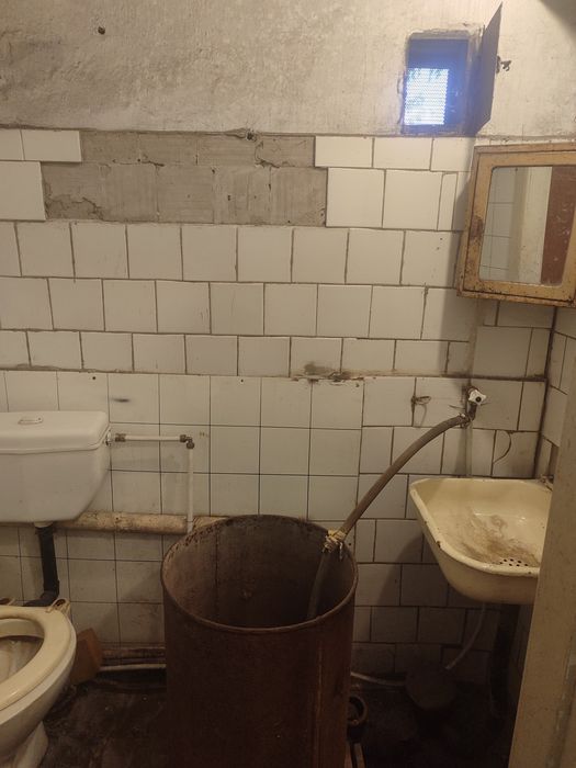 Продаж частини будинку в місті Сміла, центр міста.
