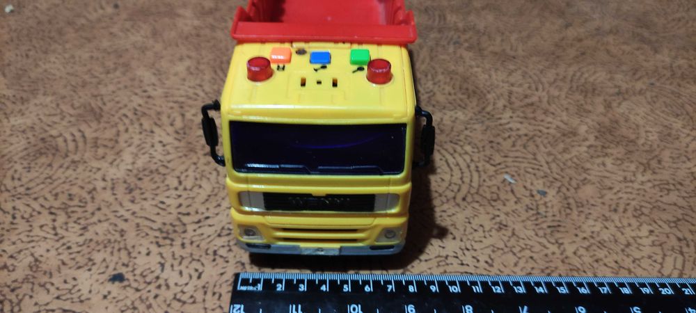 Грузовик- самосвал