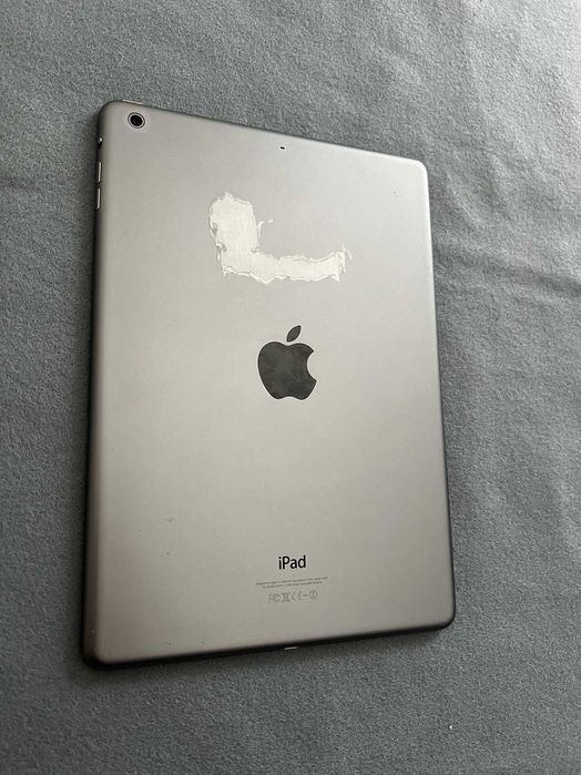 ZADBANY iPad Air 32GB wifi szary bateria 91%