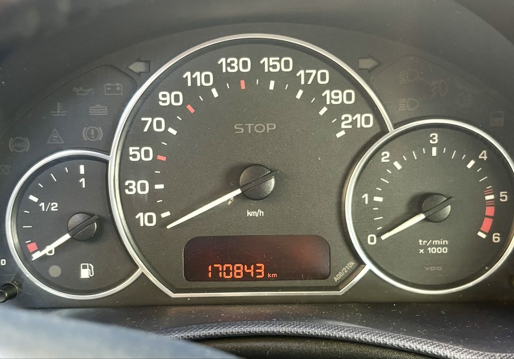 Peugeot 1007 1.4 HDI