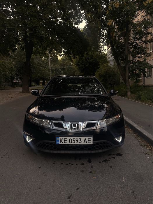 Honda civik 2008 5D , 1.8 газ/бенз ,6ст механика