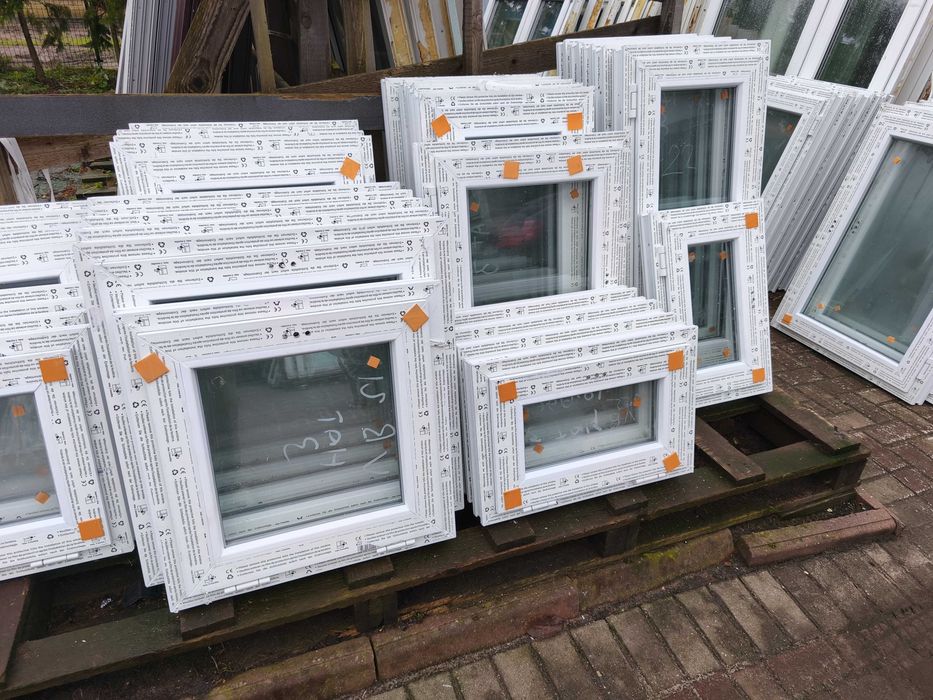 Okna Pcv 600 x 600 Nowe w Cenie Używanych z Niemiec ! Szczecin !