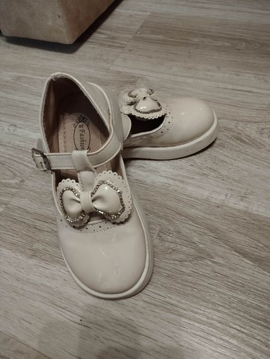 Туфлі для дівчаток