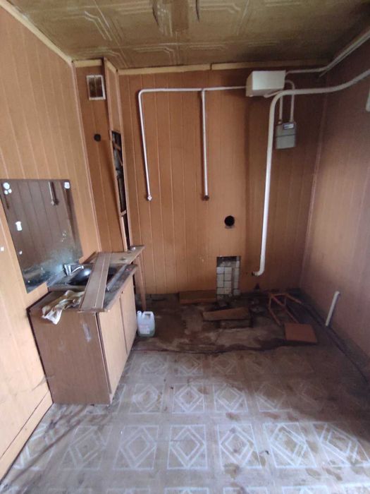 Продам квартиру під ремонт