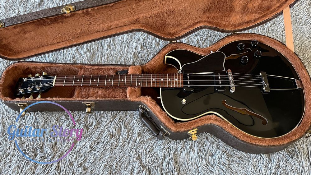 1997 Gibson ES-135 Ebony P100 | Case