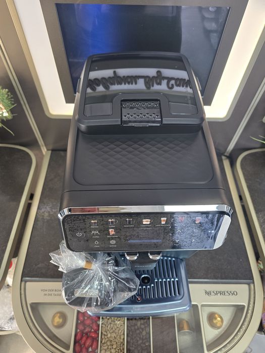 Philips  5500 ідеальний стан,б/у