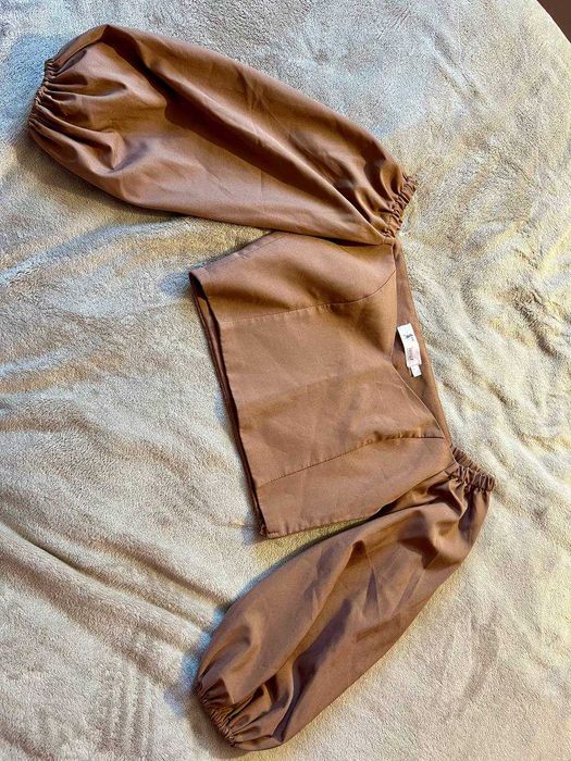 Блузки жіночі різні