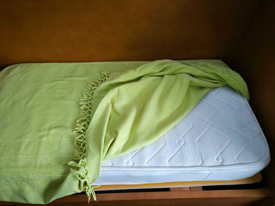 Cama de bebé / criança