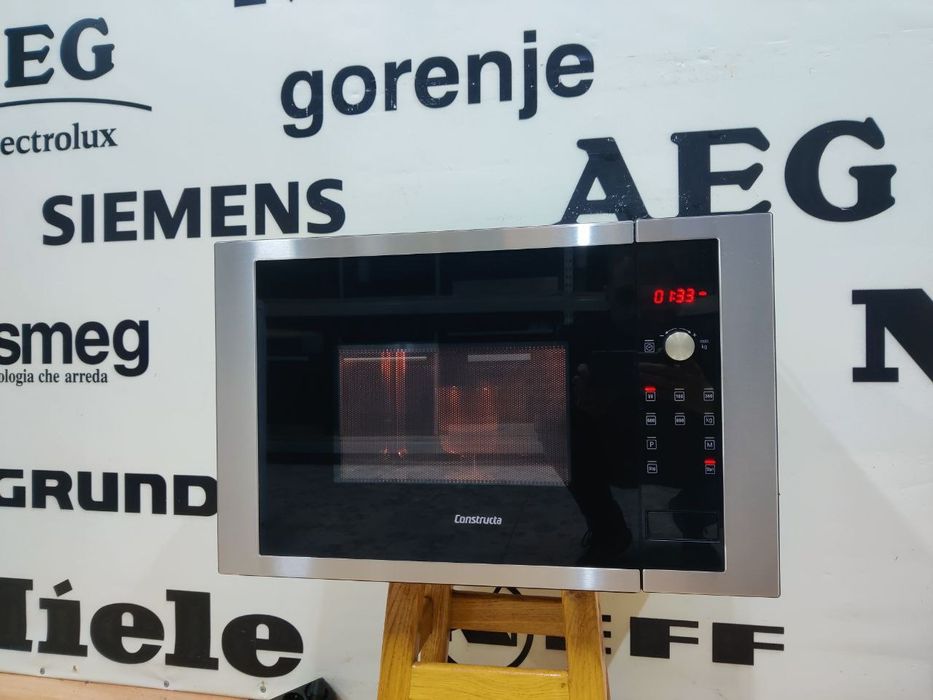 Вбудована мікрохвильова піч Siemens™ Constructa.  Oригінал з Німеччини