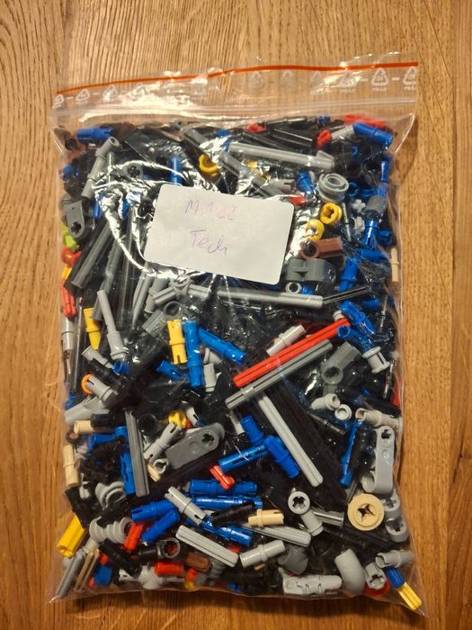 LEGO Technic miks - 0,25 kg M122