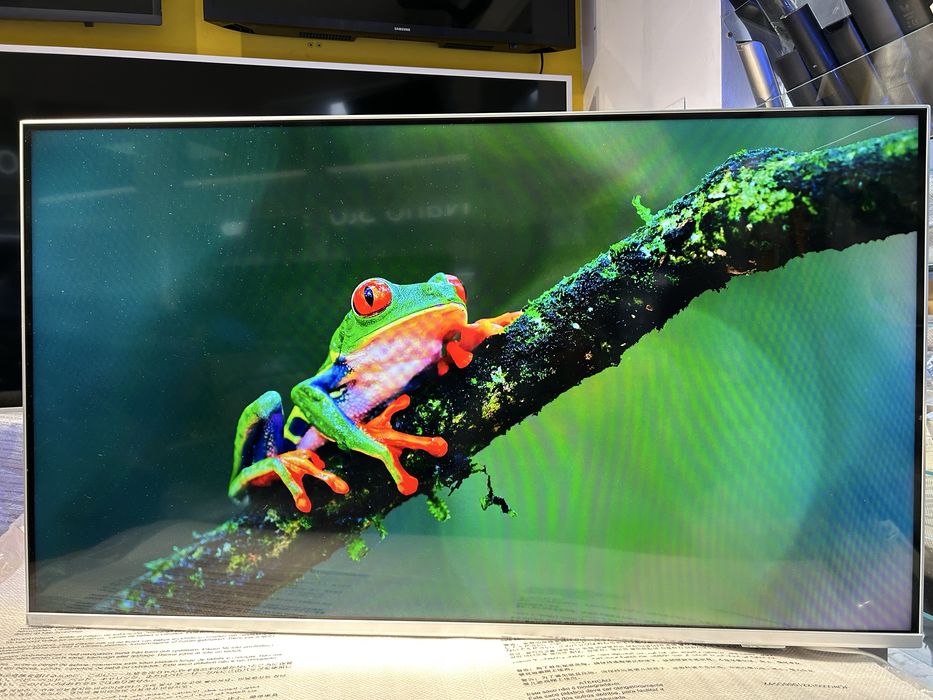 4K Philips 43”, 50” Ambilight 43PUS8507, 43PUS7303, 50PUS7334, Android TV