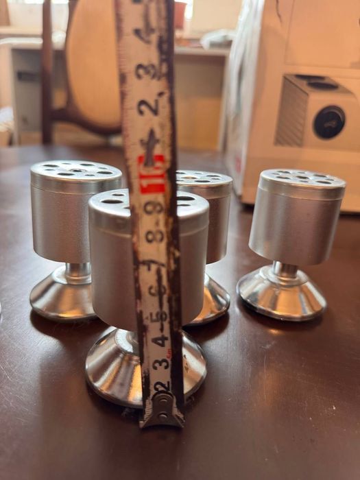 Ніжки для меблів ножки