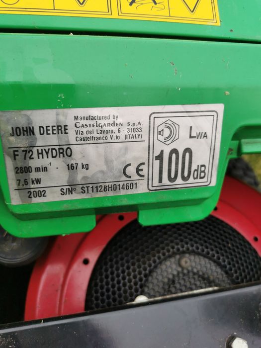 Traktorek kosiarka. JOHN DEERE