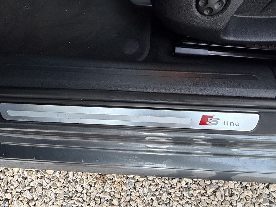 AUDI A4 2.0 TDI SLINE