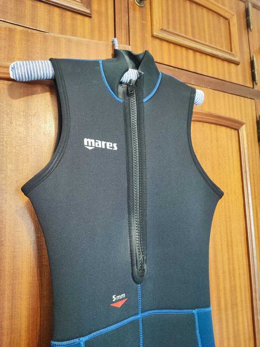 Fato de Neoprene Completo Mares 5mm – Duas Peças – Excelente Estado