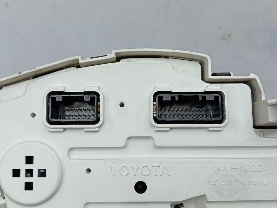 Quadrante / painel de instrumentos TOYOTA iQ (_J1_)